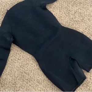 Long-Sleeve Shorty Wetsuit